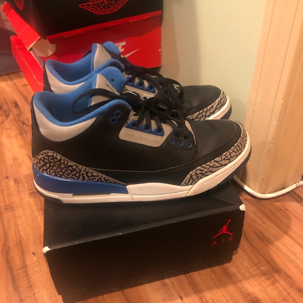 Jordan 3s